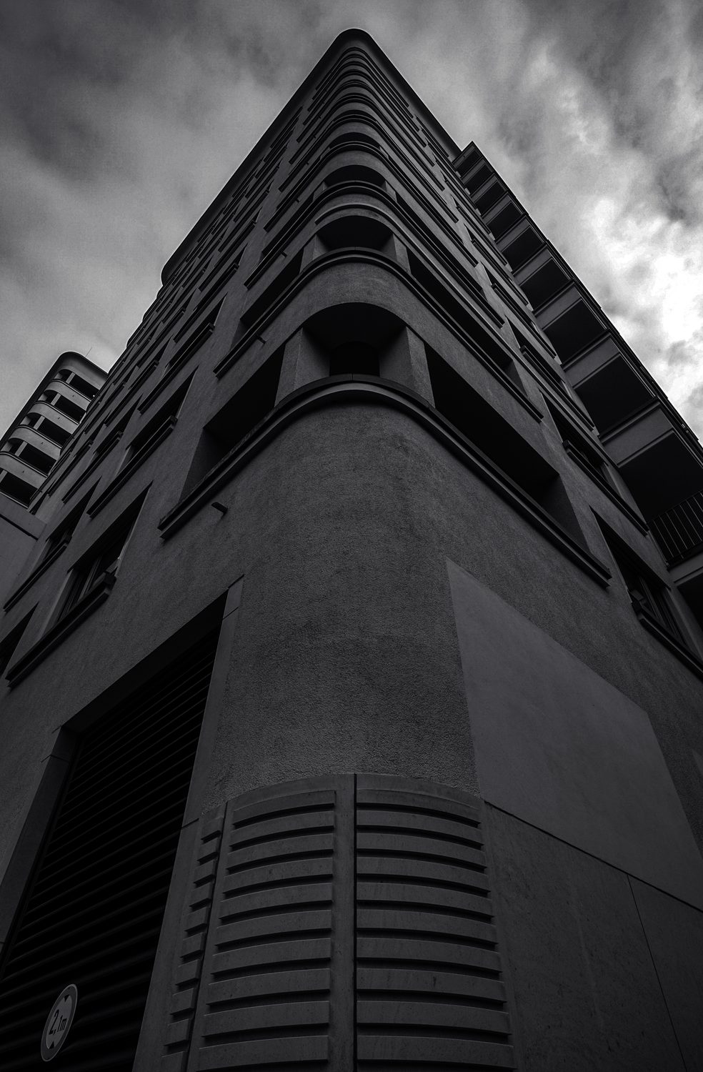 Hochhaus von unten